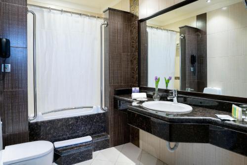 Ayass Hotel (formerly Quality Suites)