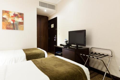 Ayass Hotel (formerly Quality Suites)