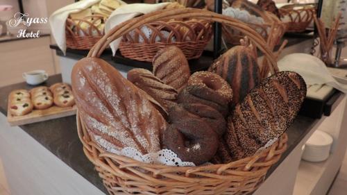 Ayass Hotel (formerly Quality Suites)