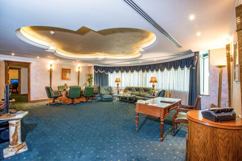 Bristol Hotel