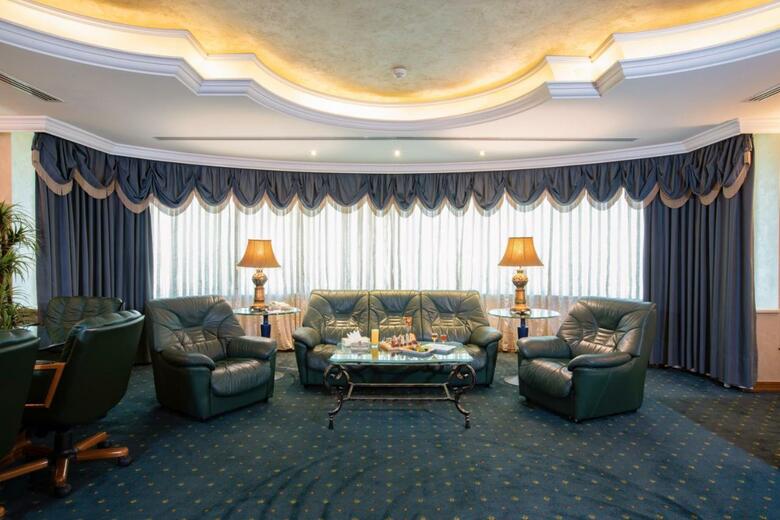 Bristol Hotel