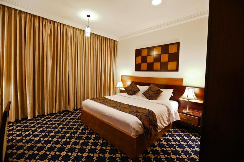 Al Thuraya Hotel