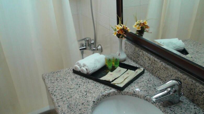 Al Thuraya Hotel