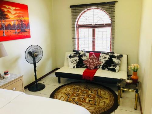 Lovely Self Catering First Floor Apartment