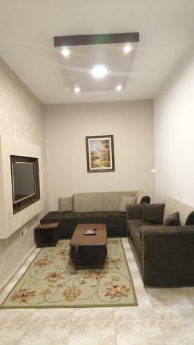 Al Fawanes Hotel Apartments