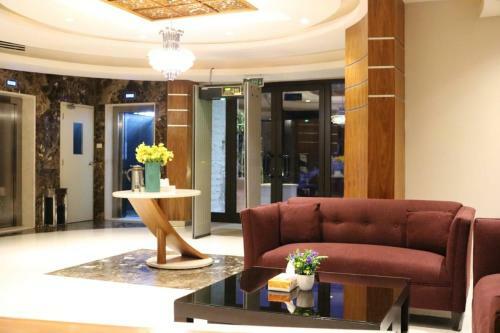 Hotel Celino Suites