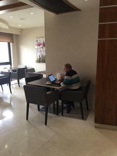 Hotel Celino Suites