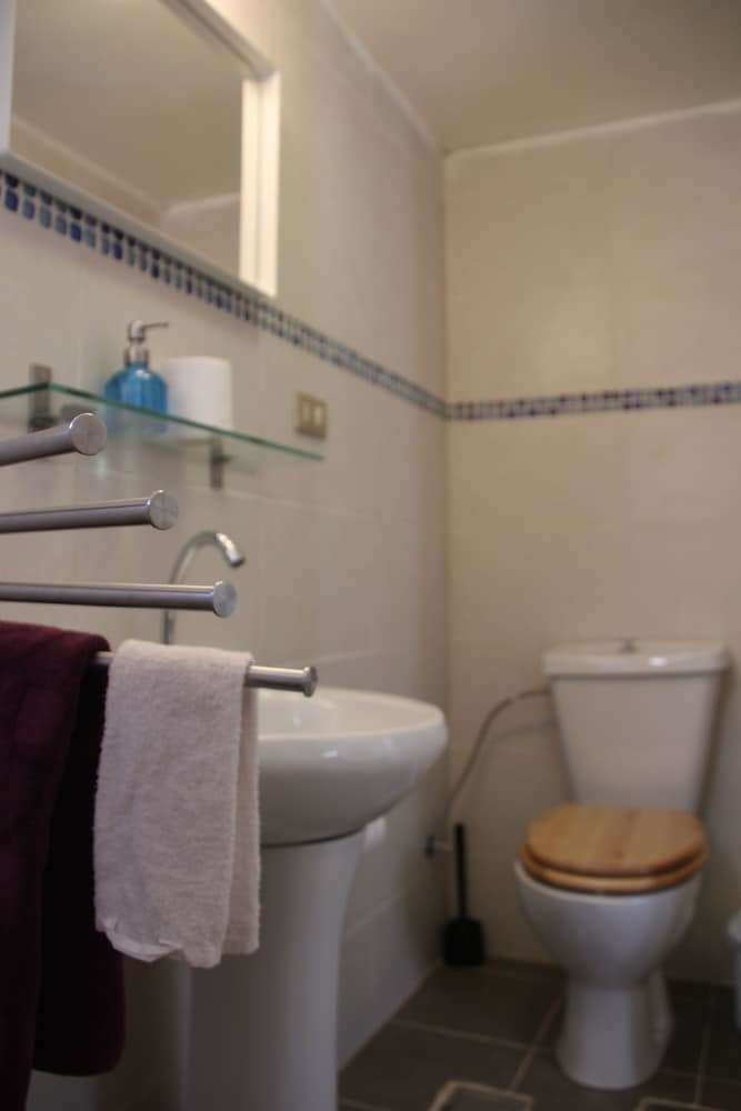 Hostal Hawa Guest House