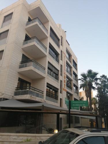 Clermont Hotel Suites