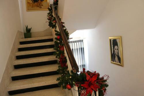 Hostal Villa Dia - Guest House