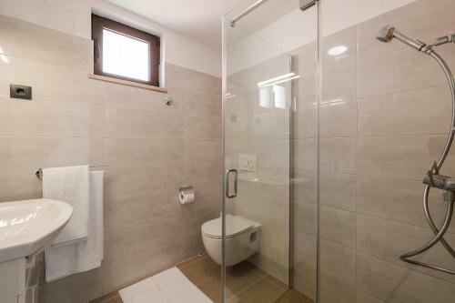 Apartments Lovric