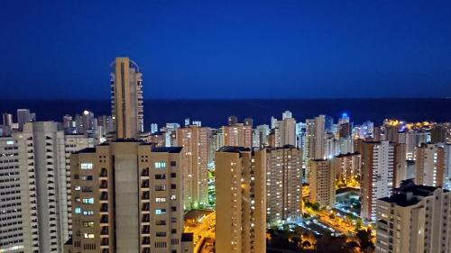 Lux Apartment - Floor 35