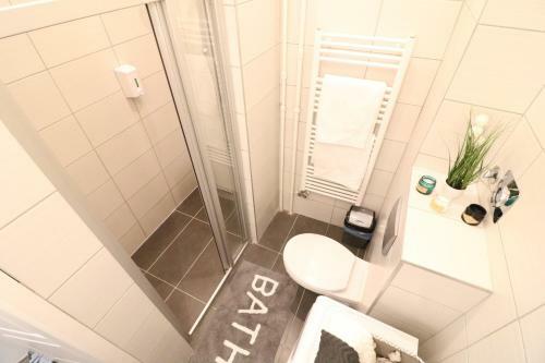 Real Apartments Wessel�nyi IV
