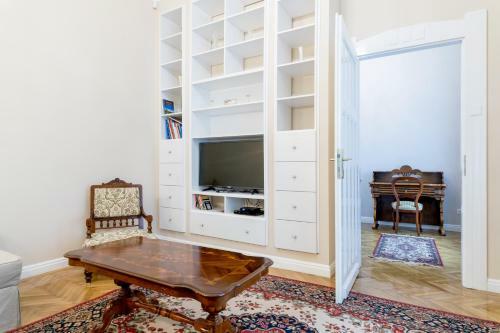 Apartamento Luxury & Antique Charm