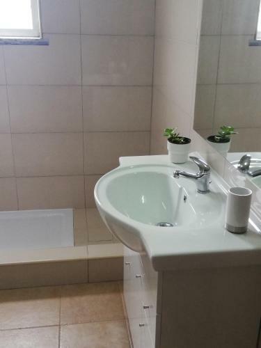 Villa Mila - 3 Bedroom Apartment With Pool