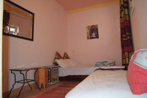 Hostal Hostel Mamahouse