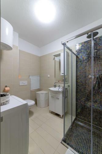 Apartamentos Guest House Ban