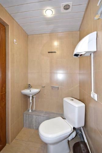 Hostel Asma In Small Center