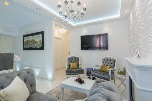 Francesca Baroque Apartment