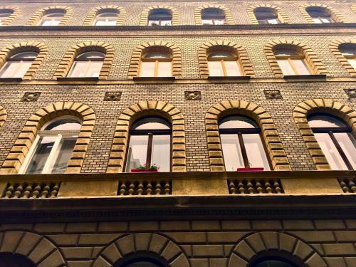 Entire Luxury Apartment In The City Center
