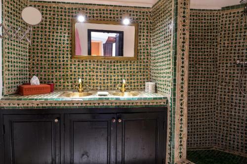 Riad Sasha