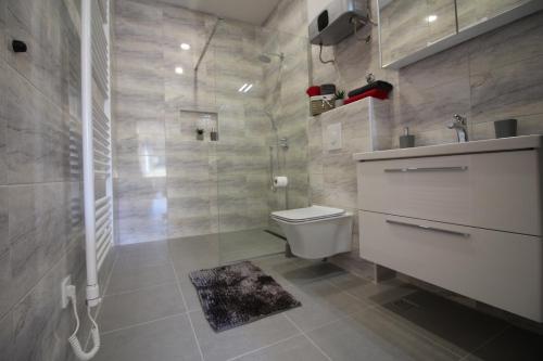 Apartamento Makarska Centre1free Parking