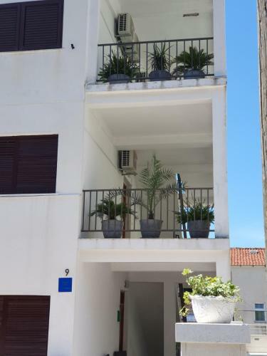 Apartments And Rooms Jasminka