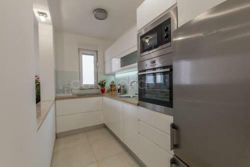 Sea View Apartments Dammi