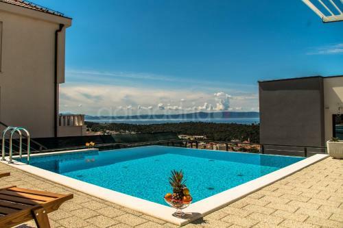 Apartment Stanley With Private Pool
