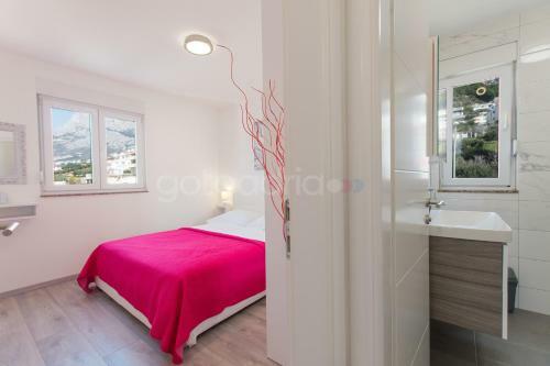 Sea View Apartments With Free Parking