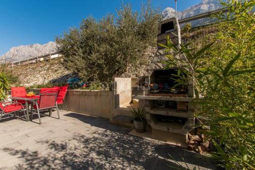 Sea View Apartments With Free Parking