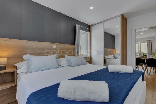 Luxurious Apartments Lara&luka