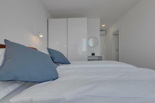 Holiday Home L & B Makarska