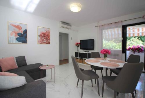 Apartment In Porec/istrien 40339