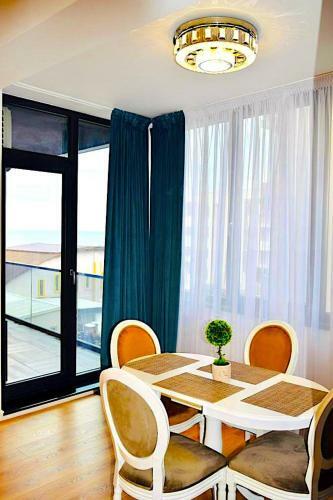 Apartament Building Stefan Mamaia Nord