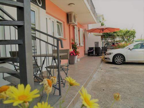 Andreas Apartment