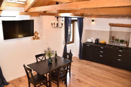 Bruno Old Town Apartments