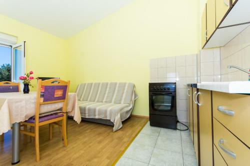 Apartamentos Petra