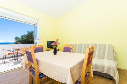 Apartamentos Petra