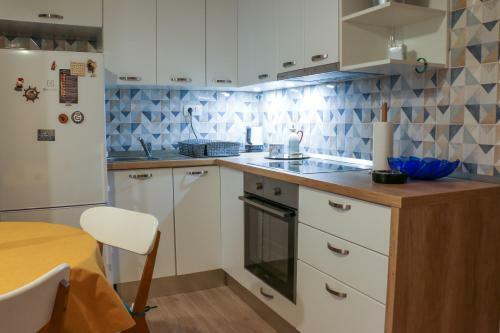 Velin Apartment