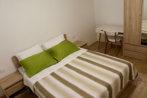 Velin Apartment