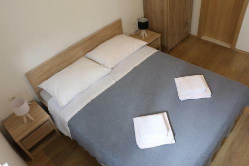 Velin Apartment