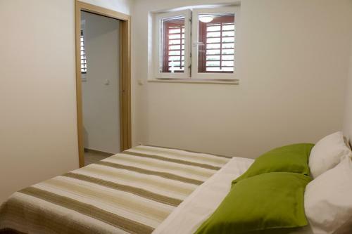 Velin Apartment