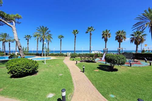 Apartamento En 1� Linea