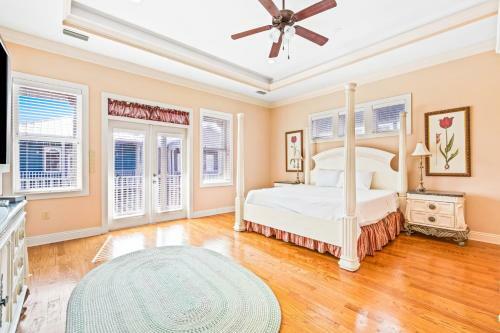 Serenity By The Sea - Main House
