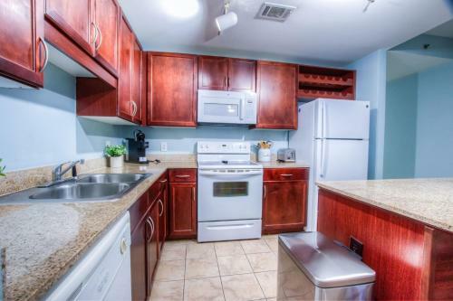 Laketown 829 Gorgeous 2 Bd Plusbunks, Gulf Views, Best Amenities,great Location