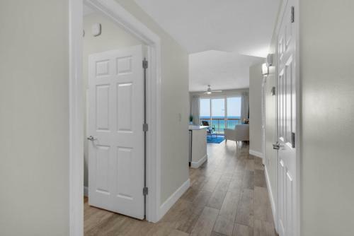 Brightly Furnished Beachfront Condominium