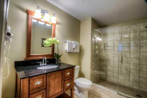 Sterling Breeze 503! Beautiful 1 Bd 2 Ba, Ocean View, Beach Service Included