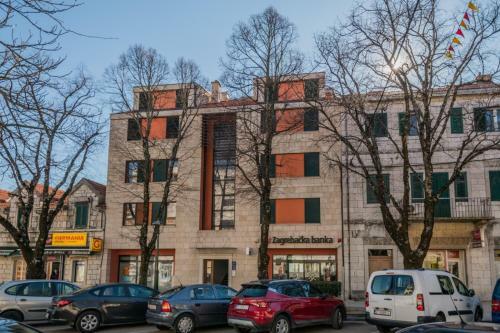Center Apartment N&n