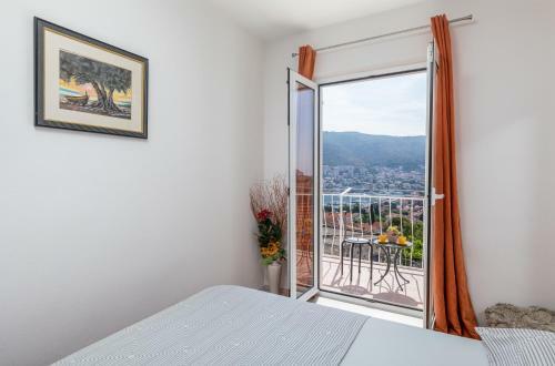 Apartment Mirna